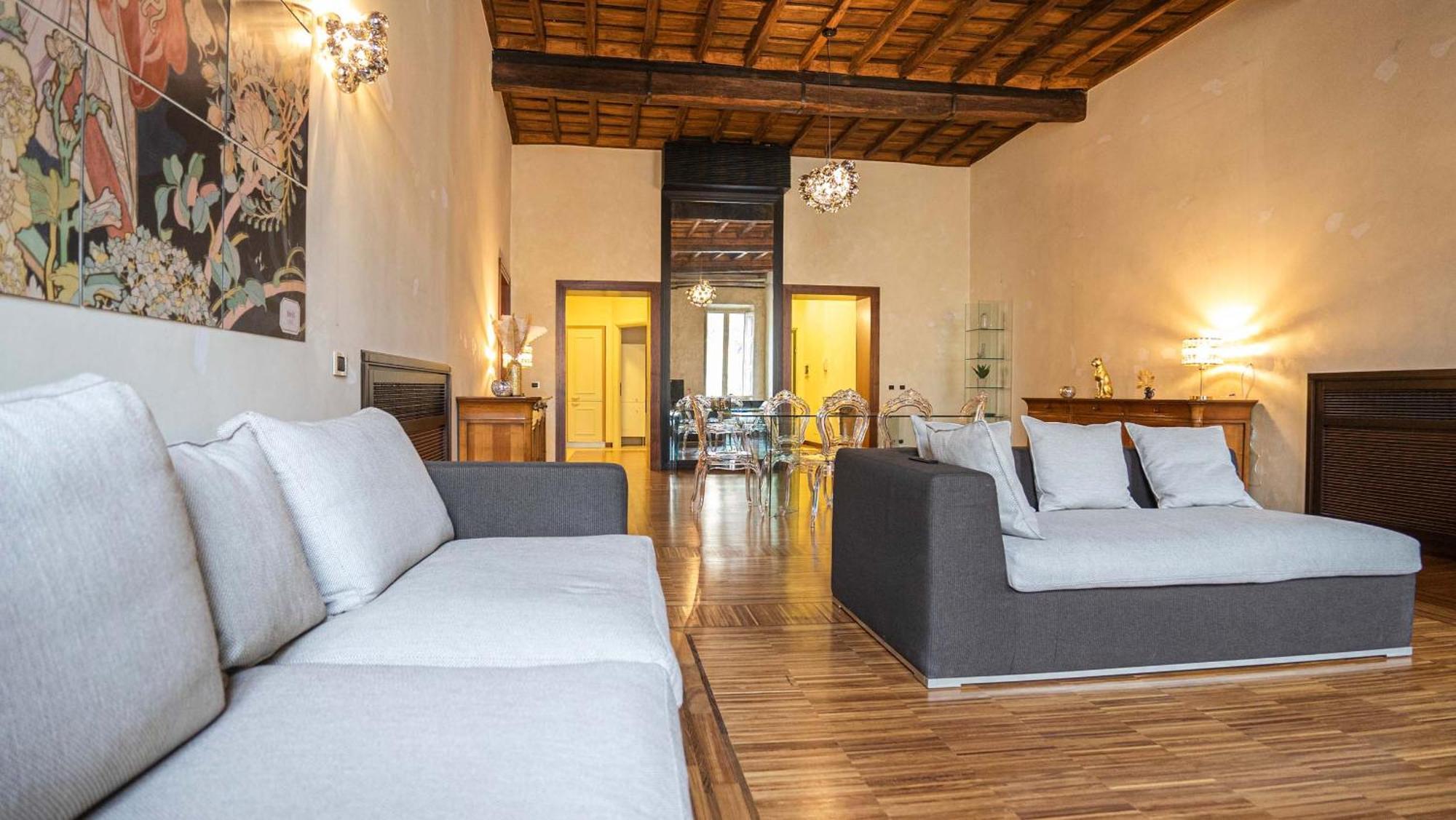 Piazza Venezia Charming Apartments With View Rome Exterior photo