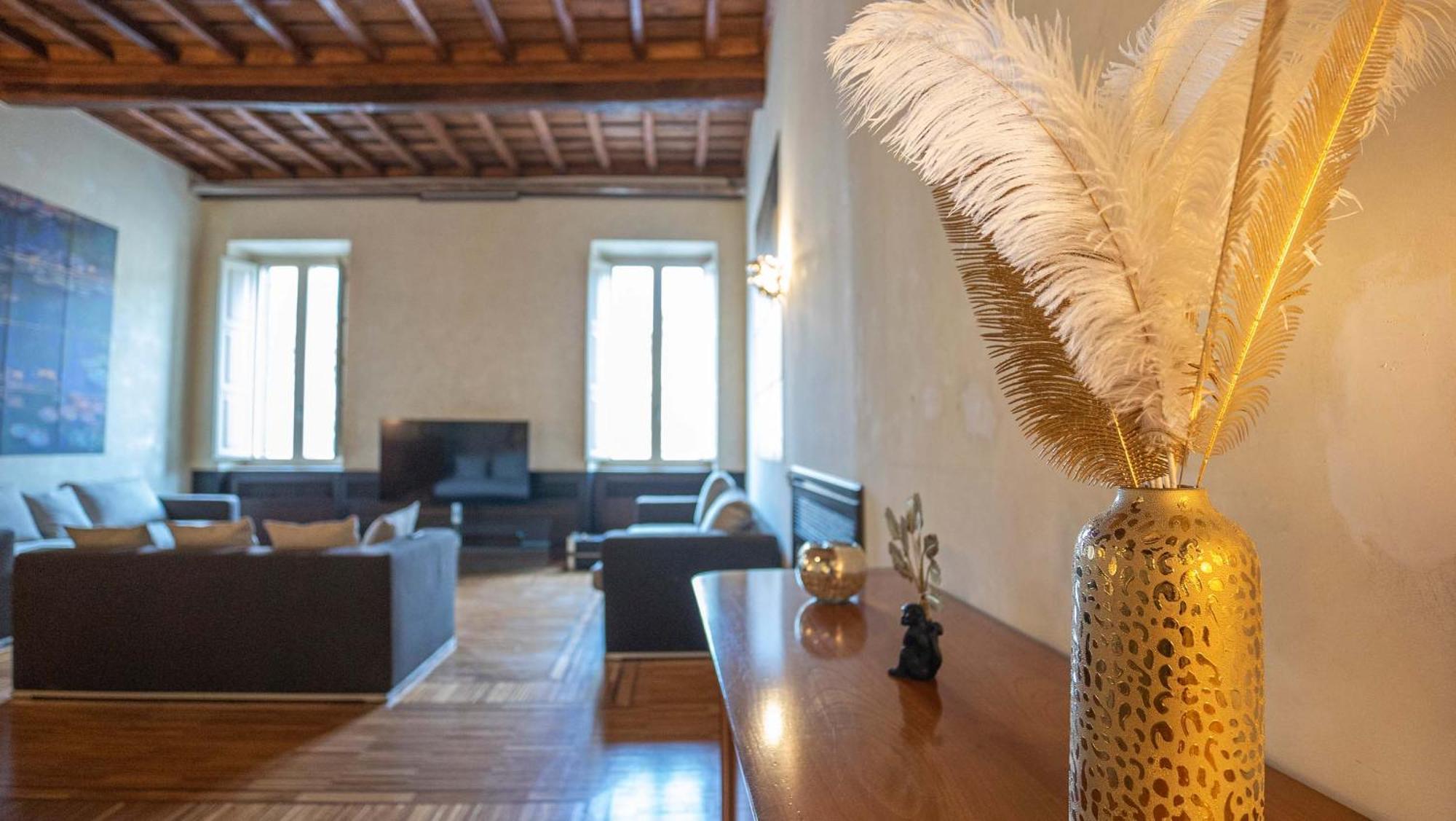 Piazza Venezia Charming Apartments With View Rome Exterior photo